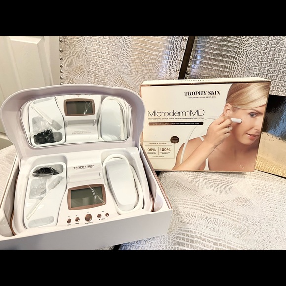 Trophy Skin Microderm MD Home Microdermabrasion System Machine BRAND NEW - Picture 1 of 11